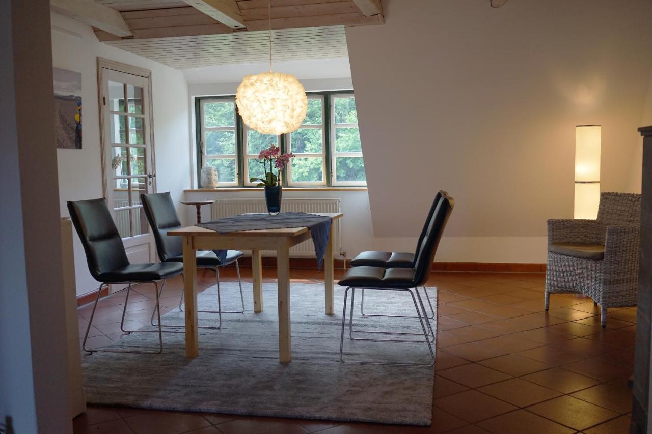 Appartement "Haus Auf Dem Berg" à Westensee Extérieur photo